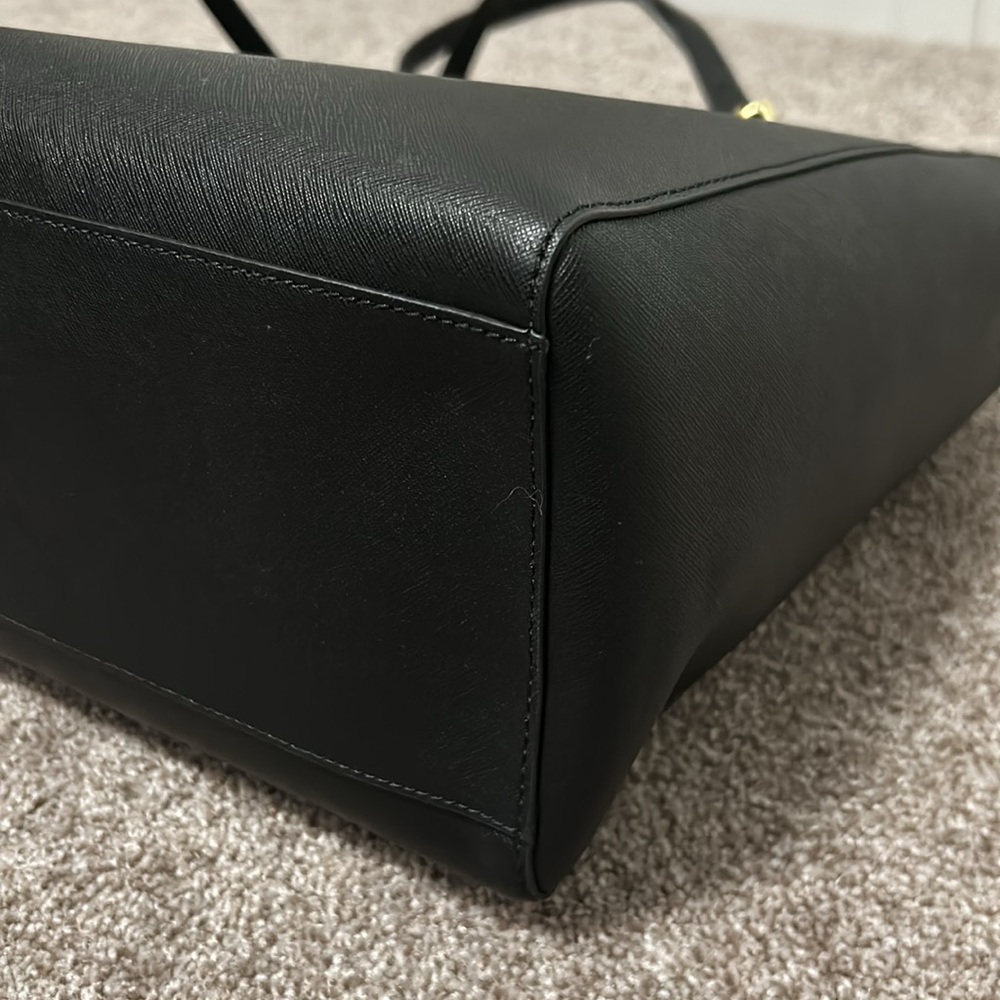 TORY BURCH York Leather Buckle Tote *black* - Picture 16 of 17